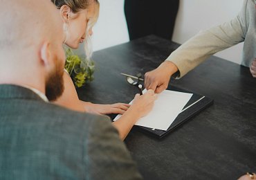 Do Česka se dovážejí výrazně starší ojetiny než na Slovensko