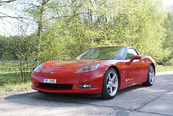 Ojetý Chevrolet Corvette C6  - když chcete levný supersport