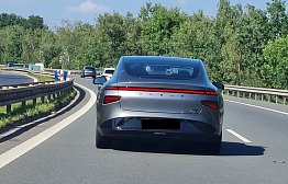 Xpeng P7