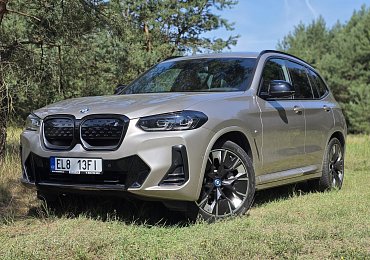 Uživatelská recenze: BMW iX3 (2022) – Bateriová moderna v klasickém balení