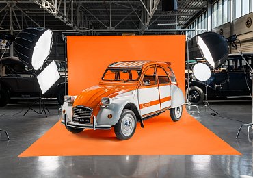 Citroen slaví 50. výročí modelu 2 CV Spot, první „limitky“ v historii značky