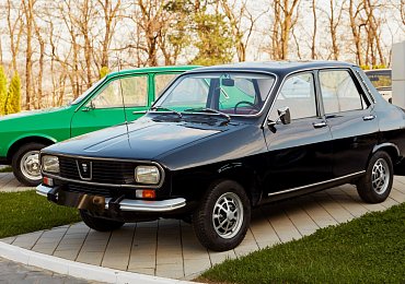 "Na Dacii z roku 1973 nedám dopustit. Škodovky ani Žiguli jí tehdy nesahaly ani po kotníky,“ říká hrdý majitel