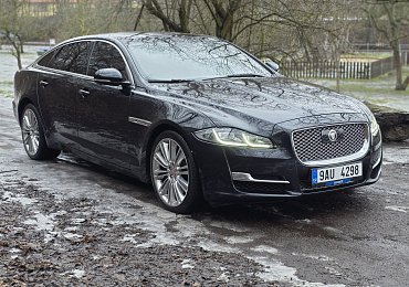 Test Jaguar XJ Long: Auto pro ty, kteří chtějí klid, prostor a skutečný jízdní komfort bez nutnosti řídit německý mainstream