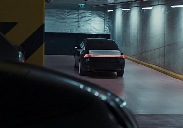 Jak bude vypadat policejní Octavia RS v roce 2041? Odpověď dává film Bod obnovy