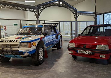 Peugeot 205 slaví 40 let. Holky s ním jezdily na nákupy, Ari Vatanen s ním vyhrál Dakar