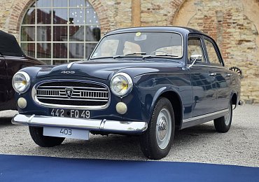 Peugeot 403: Nezničitelný gentleman, který ukrýval i manželskou postel