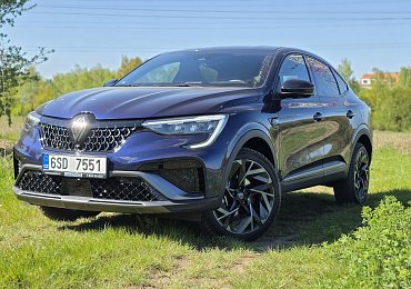 Test ojetého Renault Arkana E-Tech Full Hybrid – nic pro závodníky, ale klidné řidiče potěší