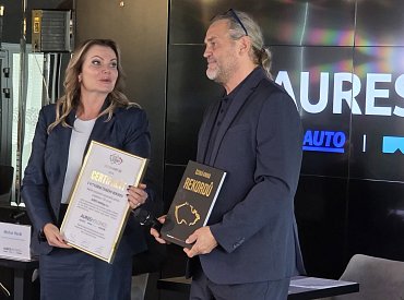 AAA Auto prodalo nejvíce vozů ze všech prodejců v Česku a zapsalo se do České knihy rekordů