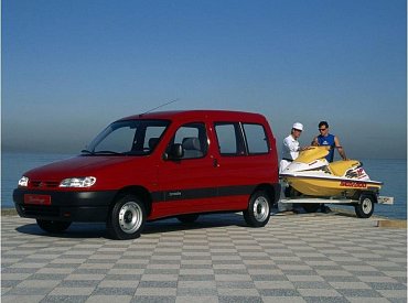 Citroën Berlingo slaví 30 let. Elektrickou verzi nabízel už v době, kdy o elektromobilech téměř nikdo nemluvil
