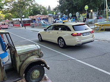 Bulharské zvláštnosti v pravidlech pro řidiče. Za žabky, cigaretu nebo svačinu za volantem hrozí pokuta