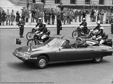 Od de Gaulla po Chiraca: unikátní prezidentské vozy Citroën DS a SM