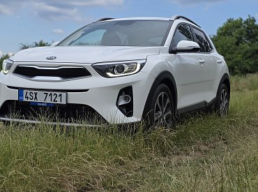 Ojetá Kia Stonic 1,0 T.GDI s automatem: Auto, které si zamilujete