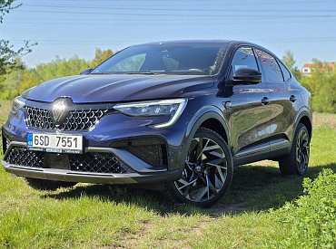 Test ojetého Renault Arkana E-Tech Full Hybrid – nic pro závodníky, ale klidné řidiče potěší