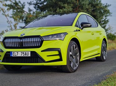 Elektromobily za deset let zlevnily o polovinu, dojezd je třikrát delší