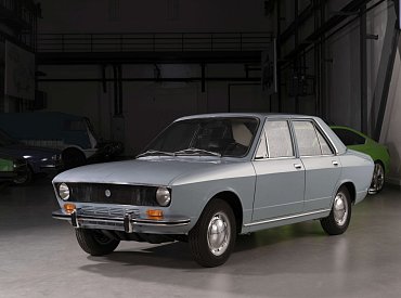 Fiat Mirafiori? Kdepak. Takhle mohl vypadat jeden model automobilky Škoda