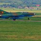 Na dálnici D1 u Brna přistávaly sovětské stíhačky MiG 21