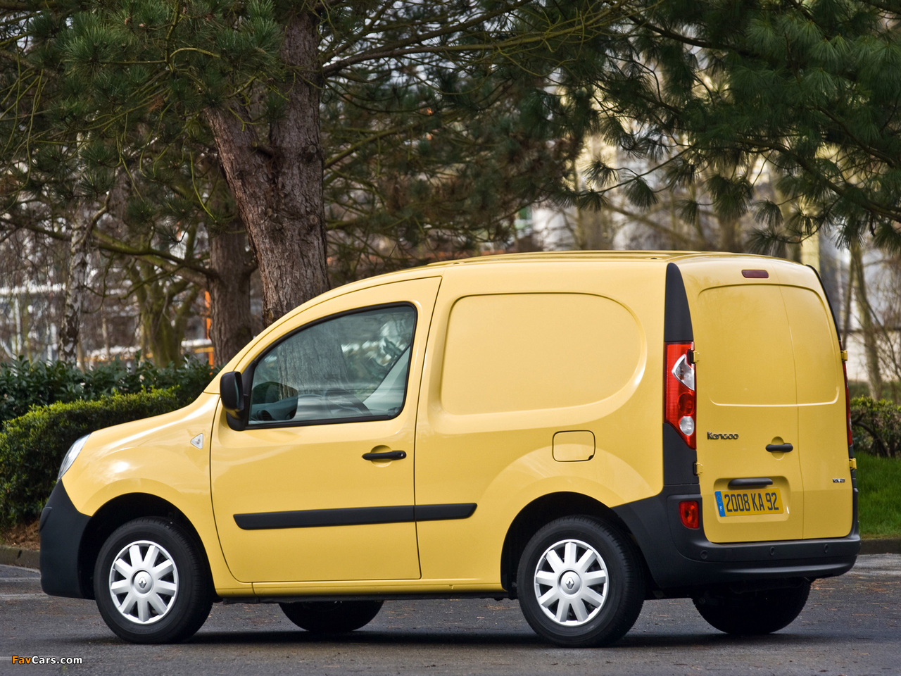 OJETÝ RENAULT KANGOO PRACANT I AUTO PRO RODINU