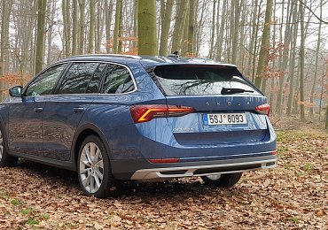 Zánovní Škoda Octavia Scout z první ruky, trumfne i Audi A4. Stačí správně vybrat
