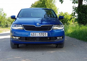 Nová Škoda Rapid stála okolo 350 000 korun. Dnes se jako čtyřletá ojetina prodává za 300 tisíc