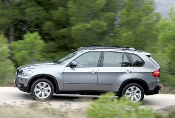 Test ojetého SUV BMW X5 (e70). Ani po letech není pro každého