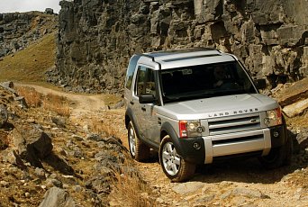 Testujeme ojetý Land Rover Discovery – jeho servisní náklady i spotřeba vás zničí