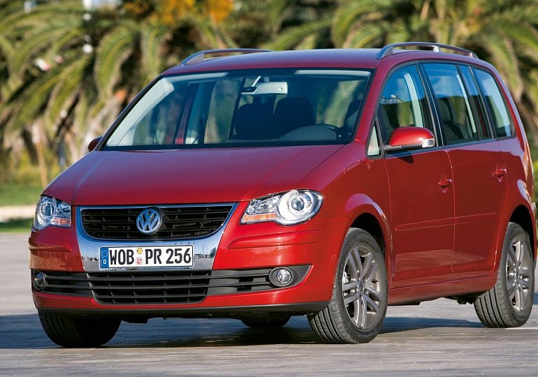 Ojetý Volkswagen Touran na CNG chtějte servisní historii