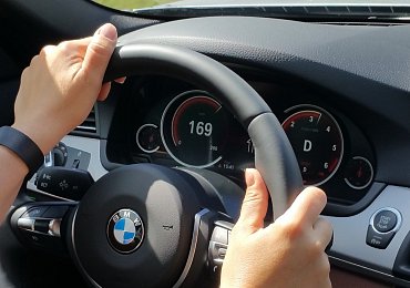 Odborníci odhalují, která auta mají nejčastěji stočený tachometr