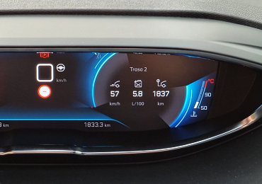 Sedmimístné MPV se spotřebou pod šest litrů? Peugeot 5008 jezdí za 5,8l/100km