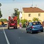 Přejet ano, předjet ne. Plná čára není zeď. Lze přes ni odbočit třeba i k obchodu