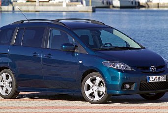 Ojetá Mazda 5 – kdo jednou zkusil, jiné auto už nechce. Bohužel, sehnat moc nejde