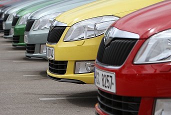 Vysmívaná ojetá Škoda Fabia 1,2 HTP 44 kW. Není to tak strašné, ale také žádný zázrak