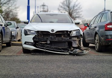 Mýty a fakta o ojetých vozidlech č. 2 – Havárie za 10 tisíc eur? To byl jenom poškrábaný blatník (nebo také ne…)