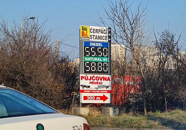 Jak na drahé PHM? Šetřit můžete nejen šetrnou jízdou, ale i výběrem opravdu úsporného vozu