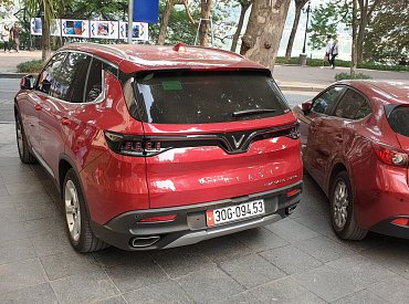 VinFast válcuje trh a staví továrny rychleji než Číňani